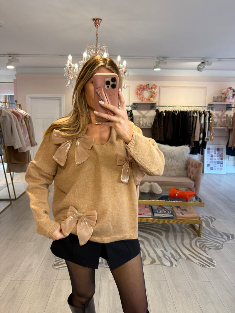 AMELIA BOW CAMEL JUMPER