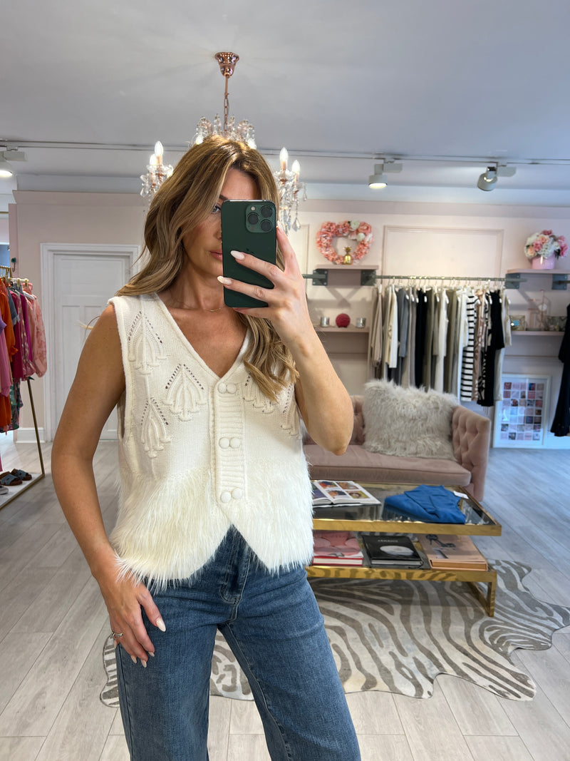 ALICIA KNIT FAUX FUR TRIM WAISTCOAT CREAM