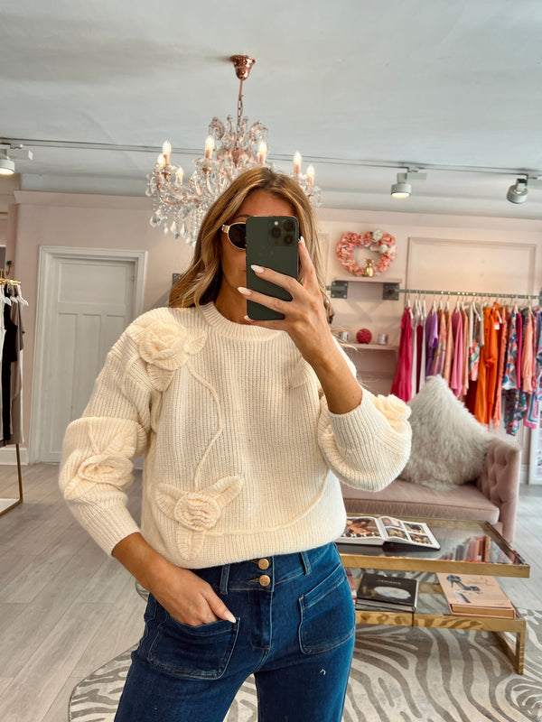 3D FLOWER SLEEVE JUMPER CREAM