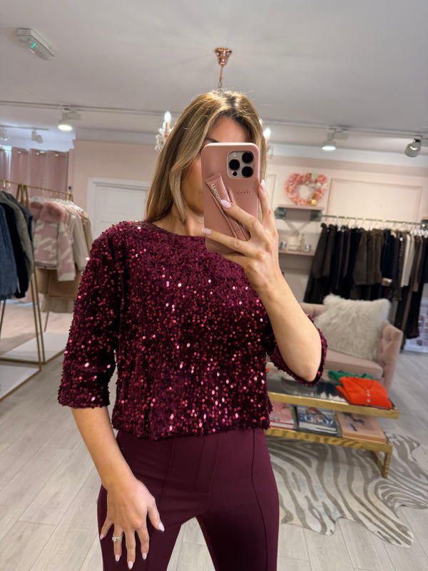 MELLIE SEQUIN QUARTER SLEEVE TOP WINE