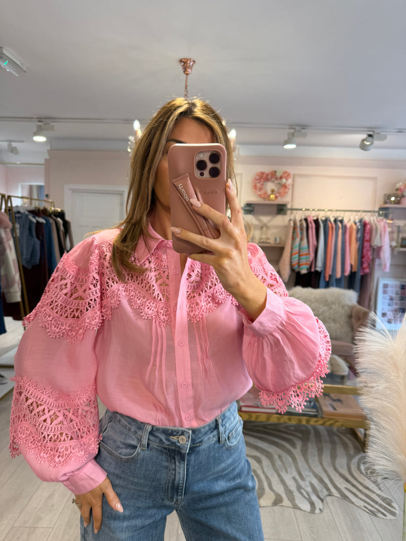 LUNA LACE INSERT SHIRT PINK