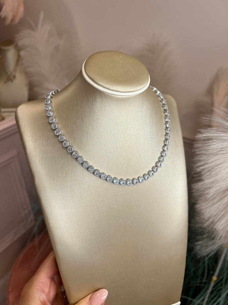 DIAMANTE NECKLACE AND EARRING SET