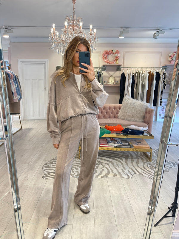 HALLE ACID WASH TRACKSUIT TAUPE